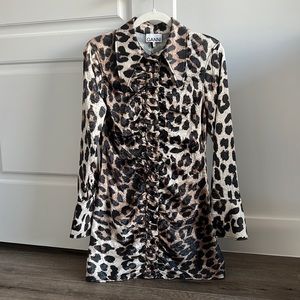 Ganni Leopard long sleeve mini dress. Buttons from top to bottom.